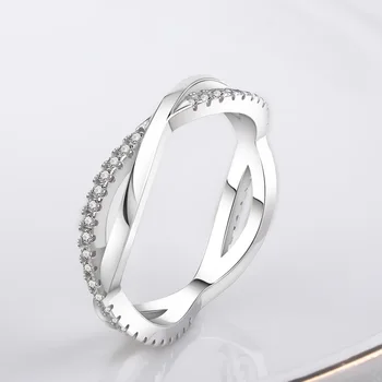 Designer original new sølv indlagt crystal cross-ring indpakket udsøgte og elegant charme damer cocktail fest tilbehør
