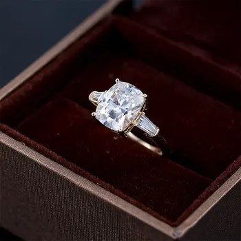 2021 Hot Salg Custom Design Smykker Super Hvide Pude Cut 14K GULD Løs Moissanite Diamond Ring til Bryllup Серьги кольцо