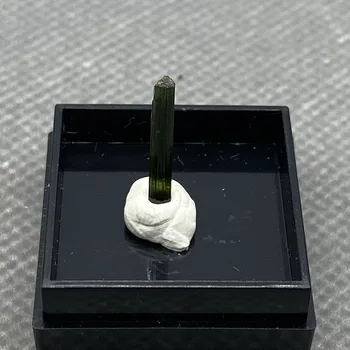 Naturlige mørke grøn turmalin krystal perle malm modellen crystal +Max 27*27*25 mm 5#