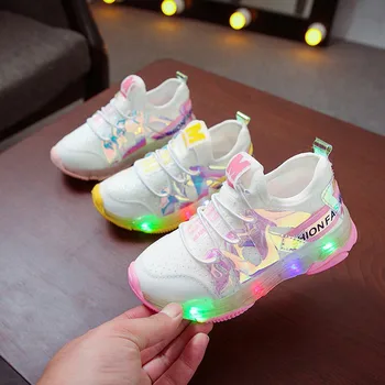2021 Sko Børn, LED Lys, Sko Baby Piger Drenge Brev Mesh Sport Run Sneakers Sko med Lysende Sole Baby Light Up Sko