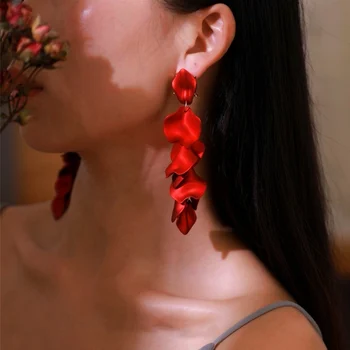 2021 Nye Farverige Vintage Kvinder Dingle Øreringe Stud Sexet Rose Petal Lang Kvast Øreringe Kvindelige Koreanske Smykker Gaver