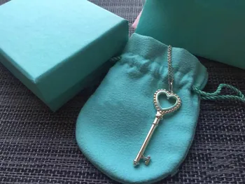 1:1 classic lady S925 sølv, emalje - blå hjerte nøgle vedhæng halskæde ferie gaver