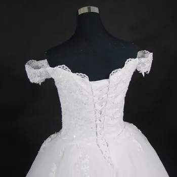 2019 Ny arabisk Lace Wedding Dress Med Off skulderen, V-Hals, Bolden Kjole brudekjoler Vestido De Noiva Professionel custom