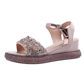 2021 kvindelige sandaler nyt eventyr stil, mode kile hæl sko sommeren rundt hoved åben tå flad bund rhinestone spænde B813