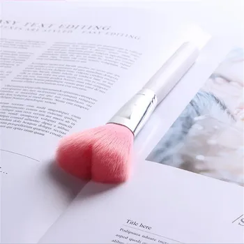 2020 Nye Hjerte-Formet Powder Brush Makeup Pensler Søde Lyserøde Træ Håndtag Pulver Kosmetiske Make Up Pensler Maquillage