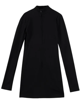 Den sorte baggy hip kjole fremhævede en sexy one-step nederdel med en fransk retro stramme lynlås til efterår/vinter 2021