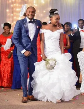 Nye Afrikanske Havfrue brudekjoler 2021 Off Skulder snøre Tilbage Cascading Flæser Pynt Perler Brude Kjoler