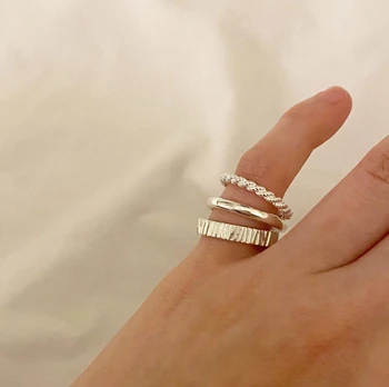 Silvology 925 Sterling Sølv Twist Stigen Blank Ringe til Kvinder Fashionable Tail Ring Elegant og Chic Minimalistisk Kvindelige Smykker